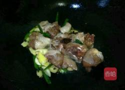 胡萝卜土豆焖鸡腿的做法图解7