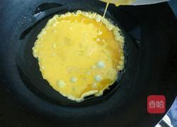 平菇炒鸡蛋的做法图解5