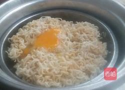 鸡蛋葱花蒸面的做法图解6