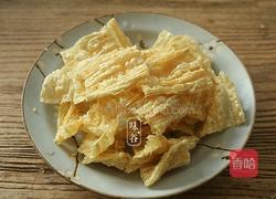 凉拌木耳皮蛋的做法图解3