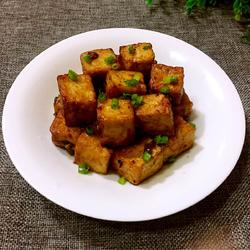 黄豆酱焖煮豆腐