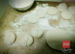 芹菜鸡蛋包子的做法图解5