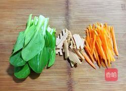 蒜蓉辣酱炒面的做法图解2