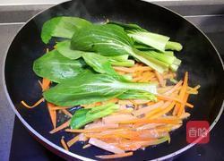 蒜蓉辣酱炒面的做法图解9