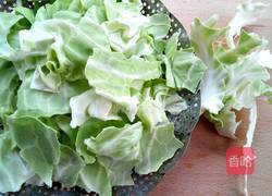 蒜蓉辣椒酱炒包菜的做法图解2