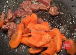 黄瓜炒肉片的做法图解5