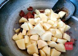 土豆烧肉的做法图解8