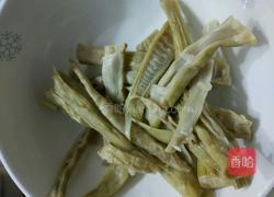 小黄豆炖猪脚肉骨头的做法图解4