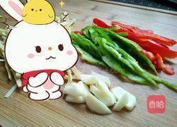 五花肉炒海鲜菇的做法图解3