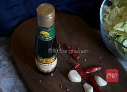 手撕包菜的做法图解1