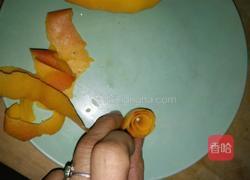 芒果草莓果拼的做法图解3