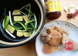 美味黄豆酱香猪蹄的做法图解4