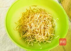 凉拌豆腐皮的做法图解2