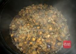 蘑菇肉丁饭的做法图解6