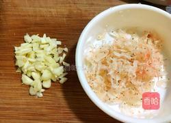 香菇虾皮炒油菜的做法图解3