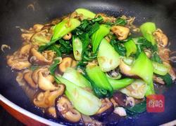 香菇虾皮炒油菜的做法图解8