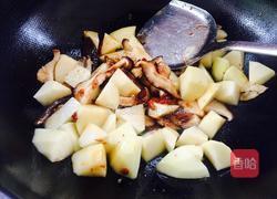 酱烧香菇土豆块的做法图解7