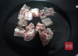 Illustration of how to make sweet and sour pork ribs 2