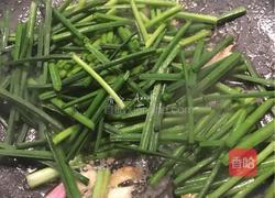 韭菜花炒河虾的做法图解8