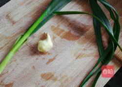 蒜苗肉末花菜的做法图解4