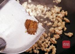 蒜苗肉末花菜的做法图解10