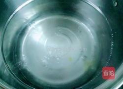 鸟巢（西兰花炒鹌鹑蛋）的做法图解3