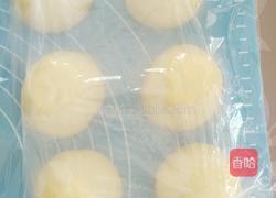 椰蓉酥皮面包的做法图解12