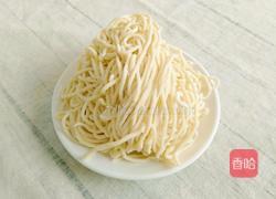 洋葱面的做法图解2