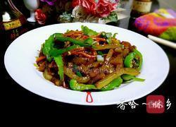 猪肉皮炒辣椒的做法图解9