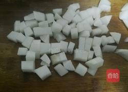 酱烧萝卜丁的做法图解1