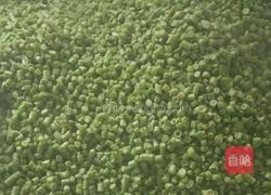 肉末炒豇豆的做法图解1