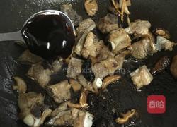 蚝油排骨香菇腊肠饭的做法图解8