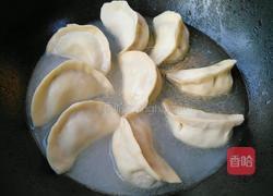 锅贴大饺子的做法图解28