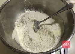 毛毛虫面包的做法图解2