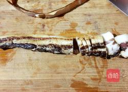 腊肉炒荷兰豆的做法图解1