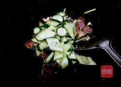 香肠炒黄瓜的做法图解7