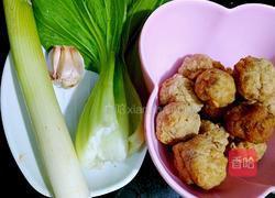 肉丸烧白菜的做法图解2