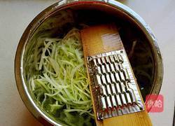 萝卜丝饼的做法图解1