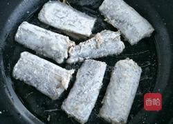 香煎刀鱼的做法图解5