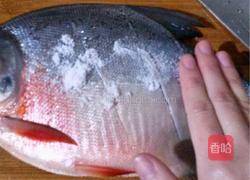 清蒸鲳鱼的做法图解4