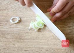 茄汁疙瘩汤的做法图解1