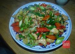 蒜苗炒鸡胸肉的做法图解4