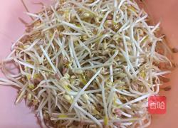 绿豆芽炒粉丝的做法图解2