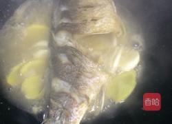 黄豆酱烧鲫鱼的做法图解5