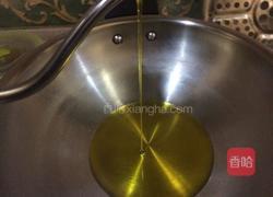 蒜苗炒土鸡蛋的做法图解3