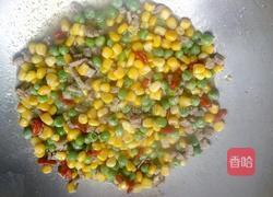 胡萝卜豌豆炒牛肉的做法图解8