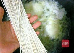 虾仁鸡蛋面的做法图解9