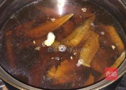 蒜蓉辣酱鸡翅的做法图解2