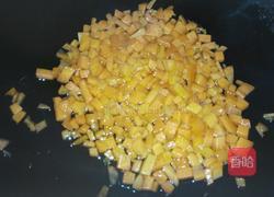 胡萝卜火腿鸡蛋的做法图解3