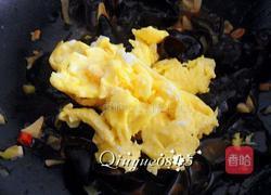  木耳炒鸡蛋的做法图解9